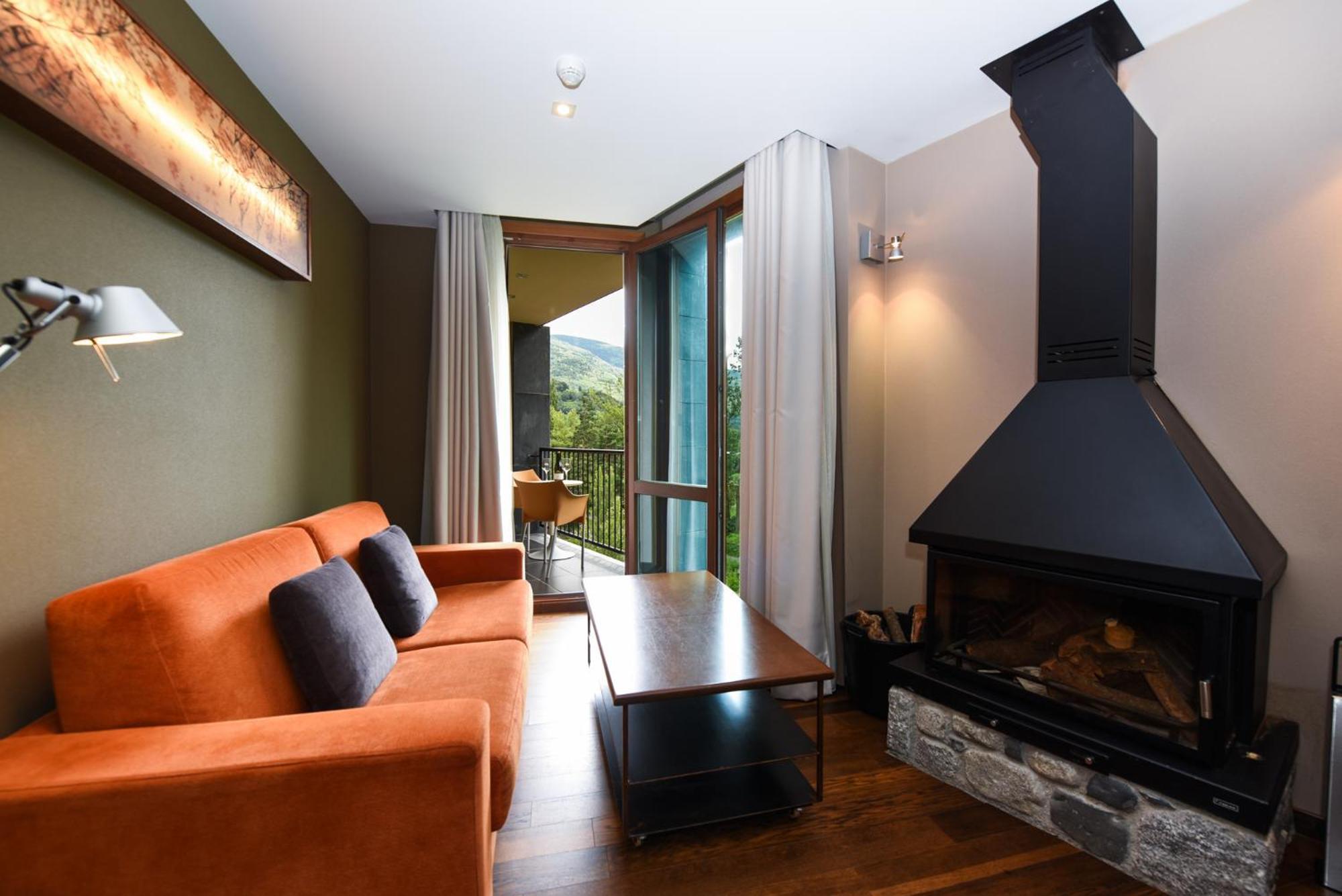 Sommos Hotel Aneto Benasque Exterior photo
