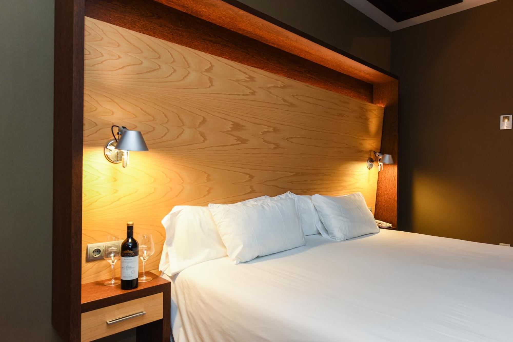 Sommos Hotel Aneto Benasque Exterior photo