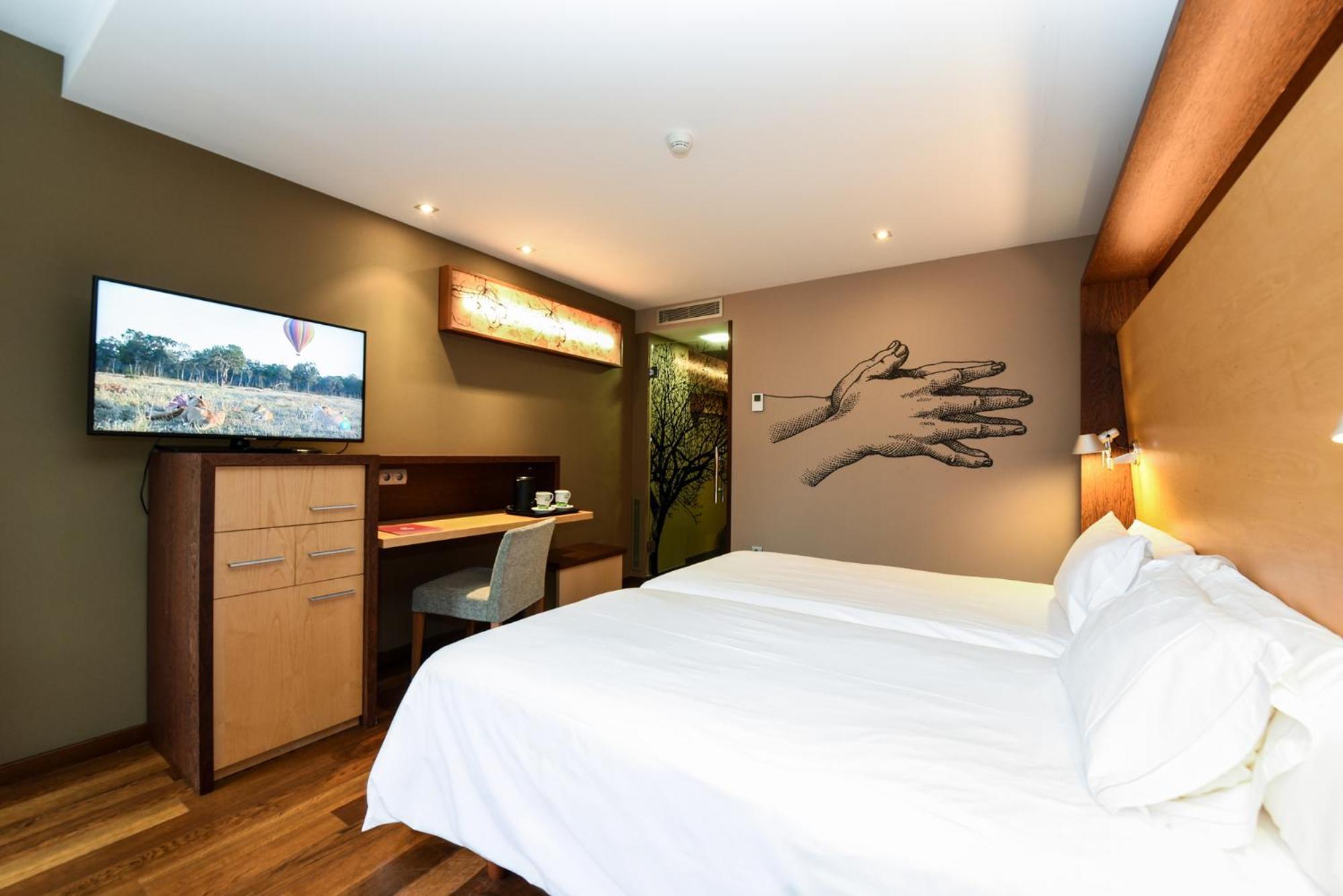 Sommos Hotel Aneto Benasque Exterior photo