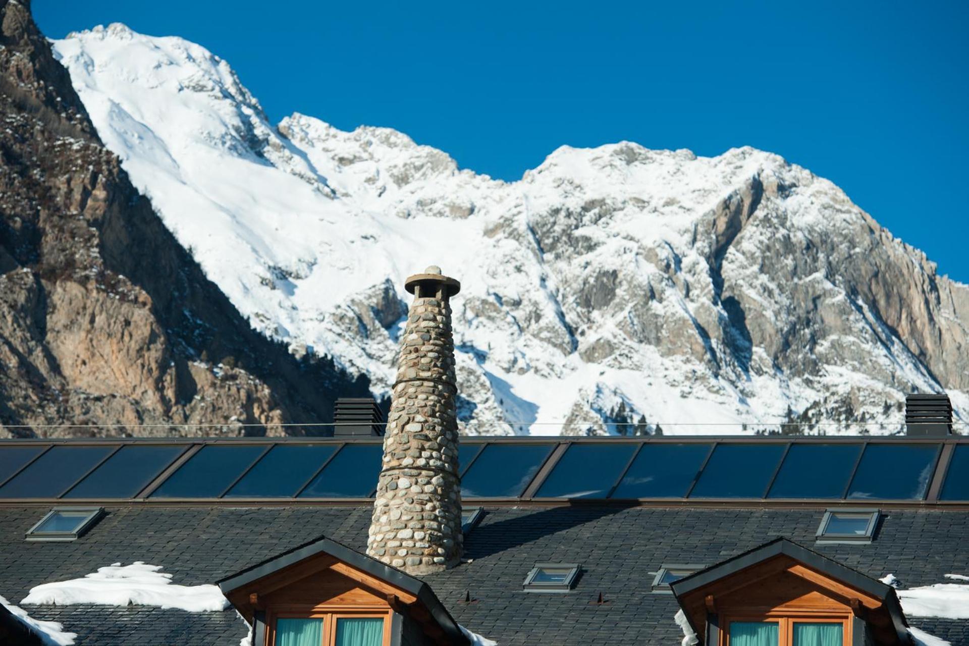 Sommos Hotel Aneto Benasque Exterior photo